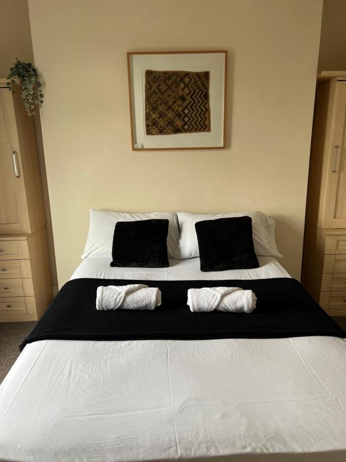 Aldgate Holiday Rooms Londen Buitenkant foto