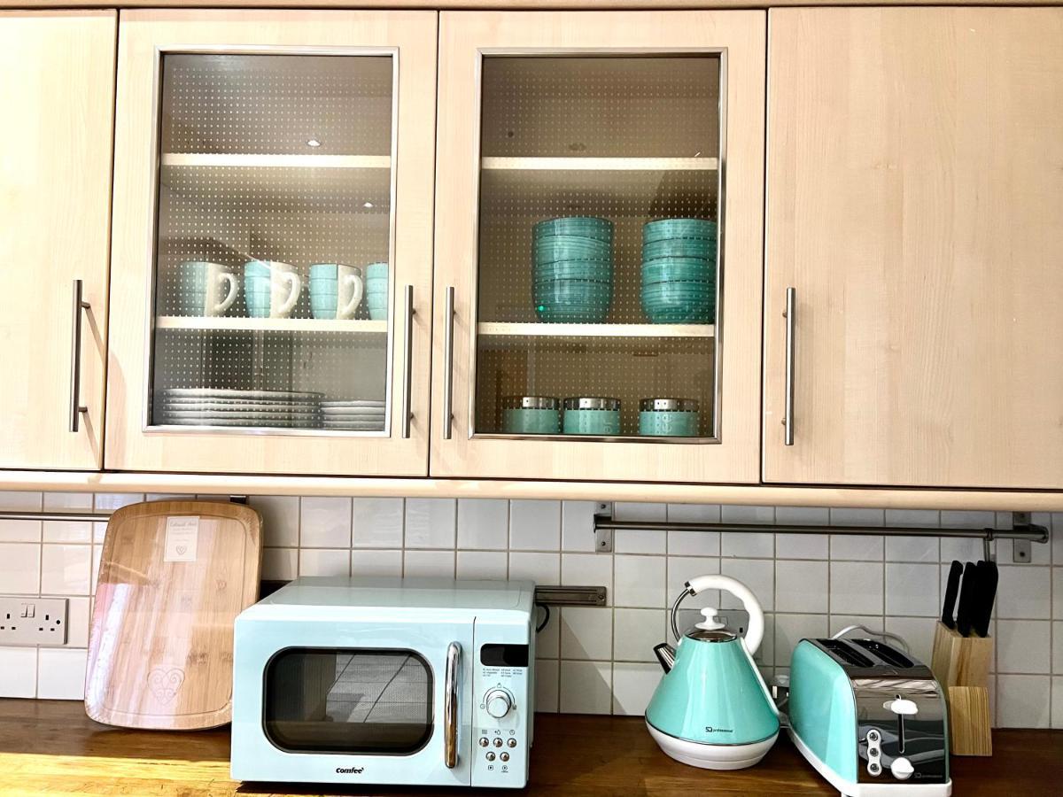 Aldgate Holiday Rooms Londen Buitenkant foto