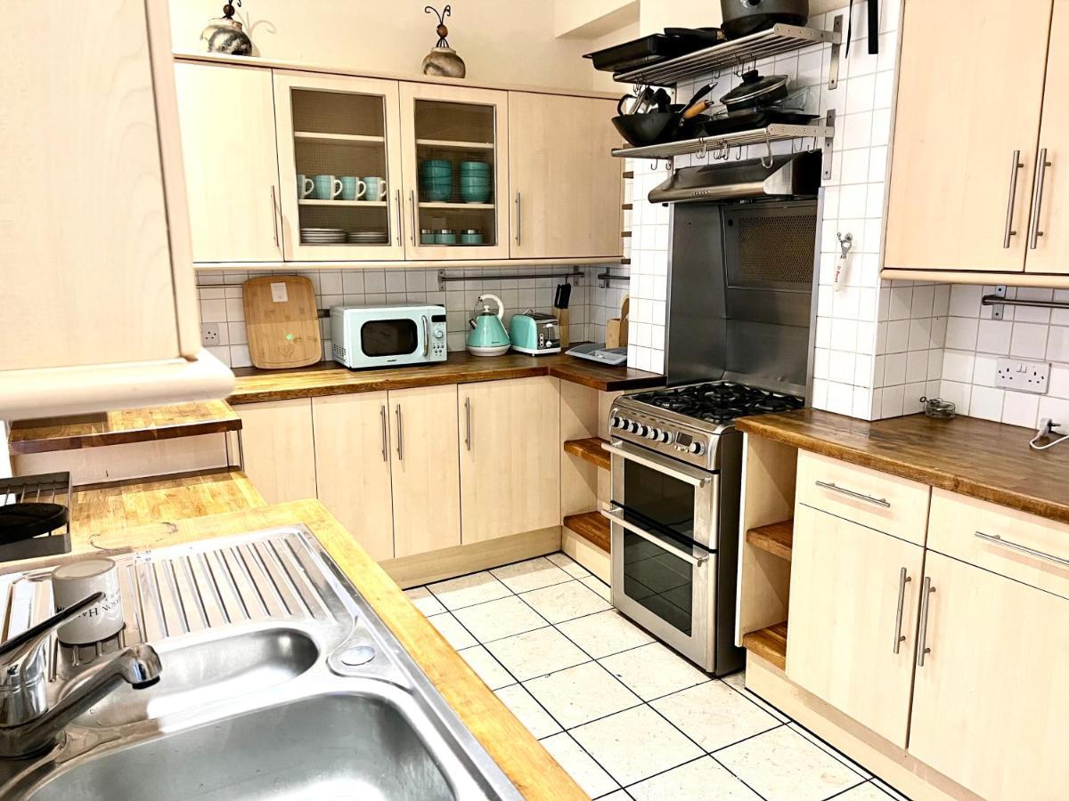 Aldgate Holiday Rooms Londen Buitenkant foto